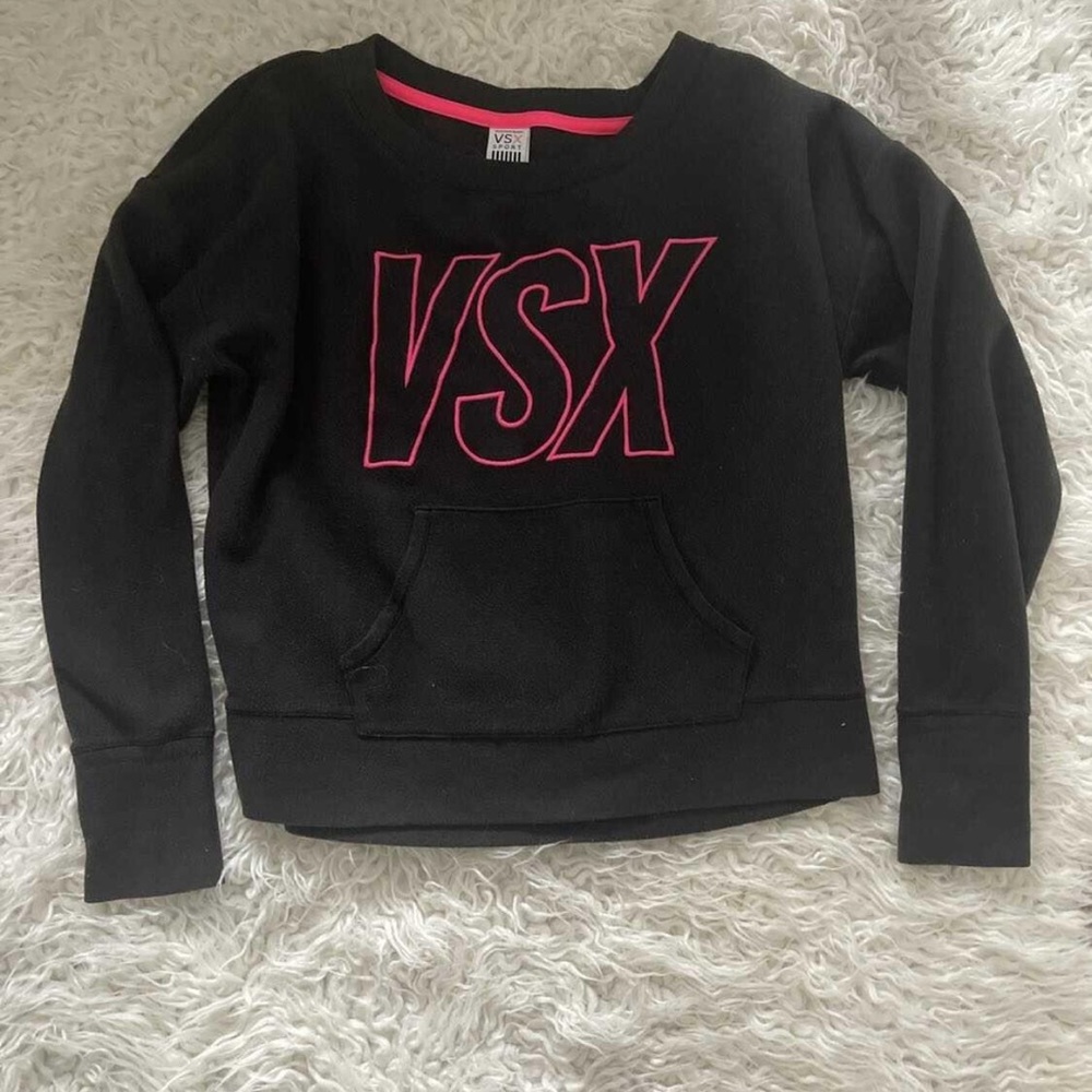 VS fleece top